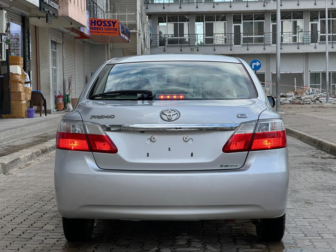 TOYOTA PREMIO thumbnail 9